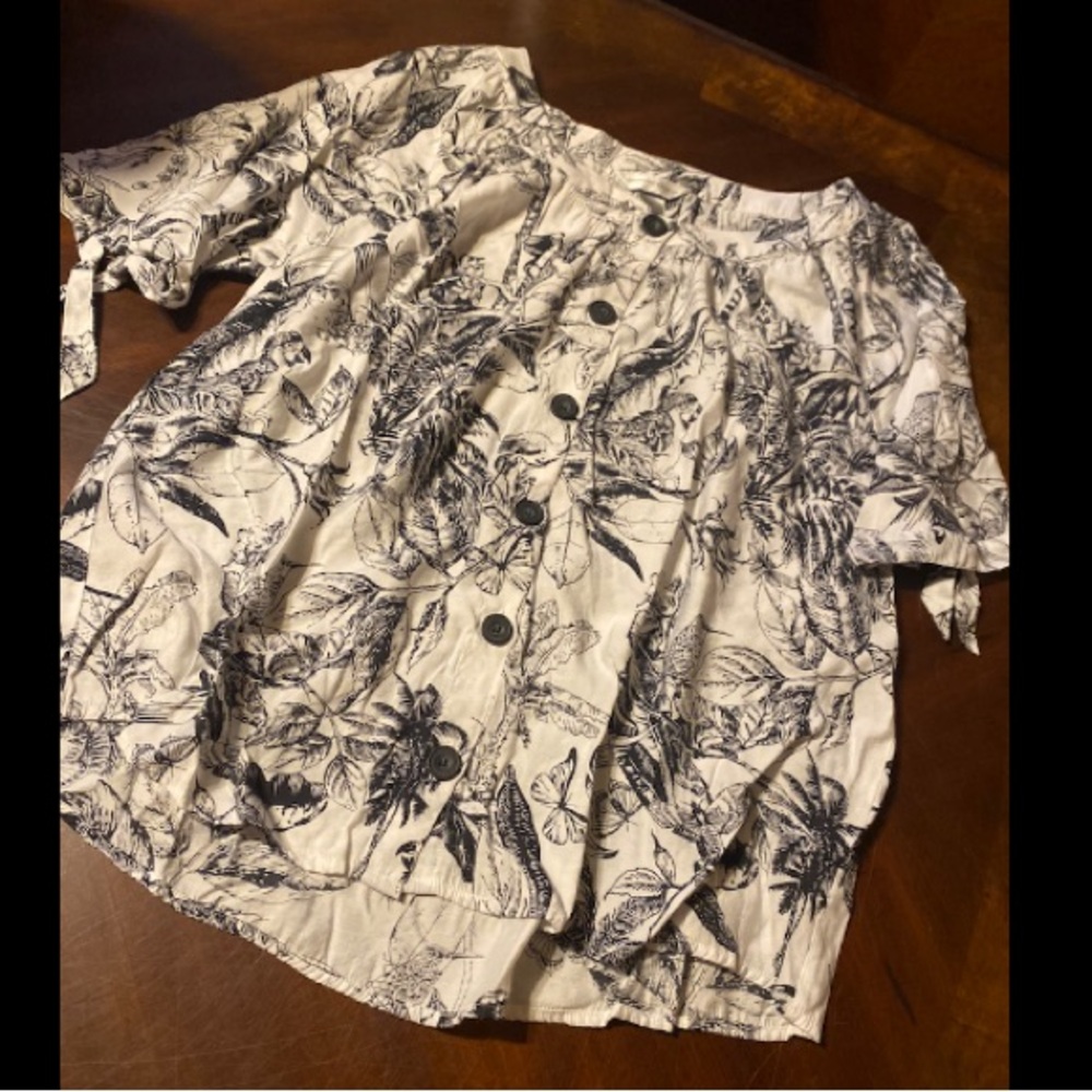 Christopher & Banks White Button-Front Floral Blouse
